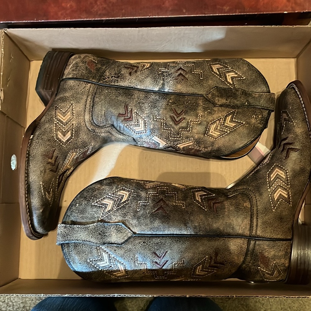 Circle G Boots - Picture 3 of 6